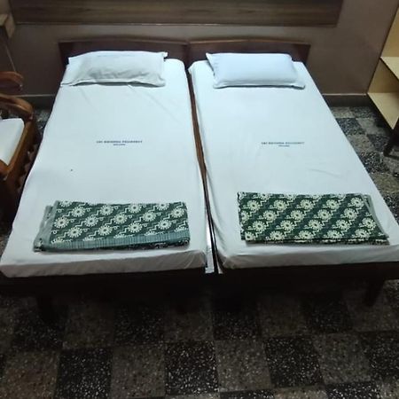 فندق Sri Krishna Residency فيلوري المظهر الخارجي الصورة