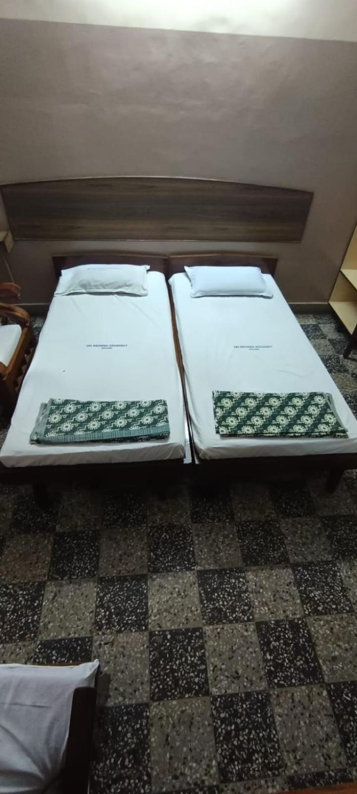 فندق Sri Krishna Residency فيلوري المظهر الخارجي الصورة